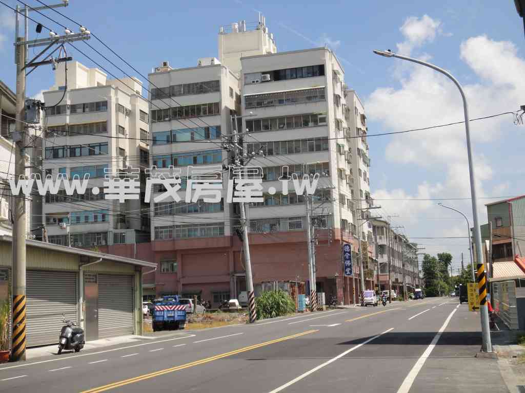 安南 公學路四段五樓華廈視意圖